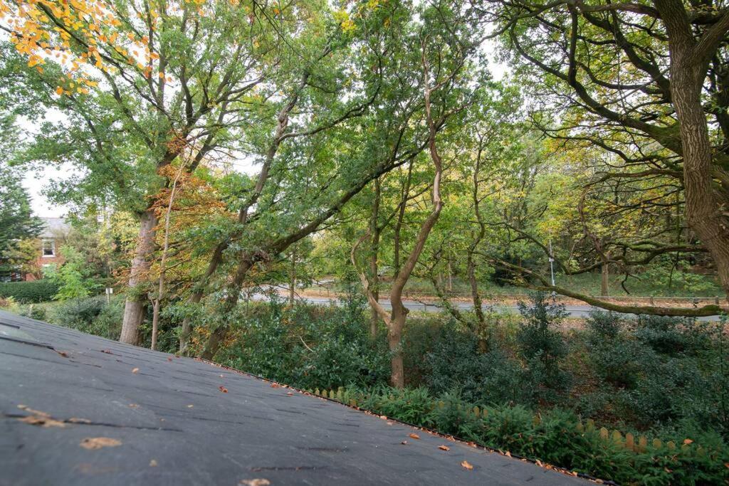 Luxury Coach House Next To Woodland In Knutsford Villa Eksteriør bilde