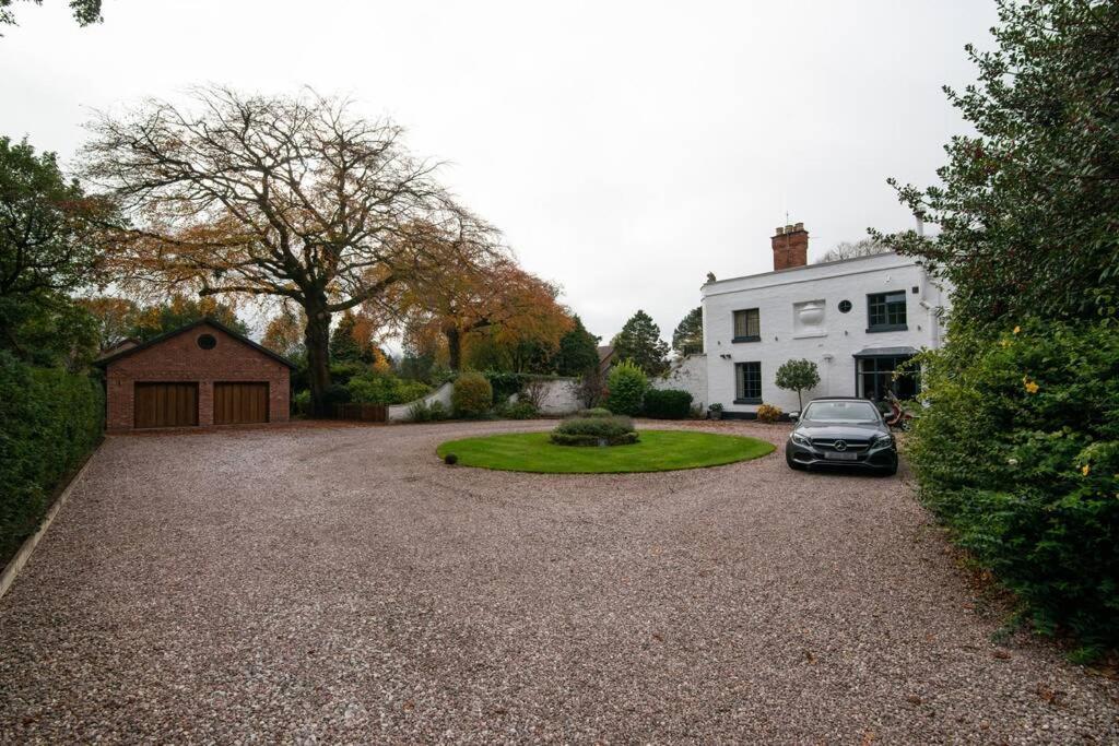 Luxury Coach House Next To Woodland In Knutsford Villa Eksteriør bilde