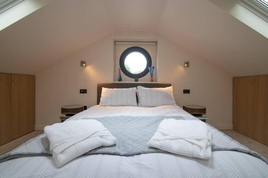 Luxury Coach House Next To Woodland In Knutsford Villa Eksteriør bilde